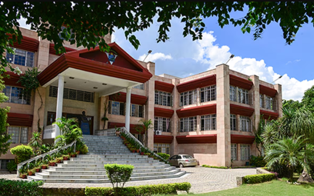 Vivek High School, Chandigarh